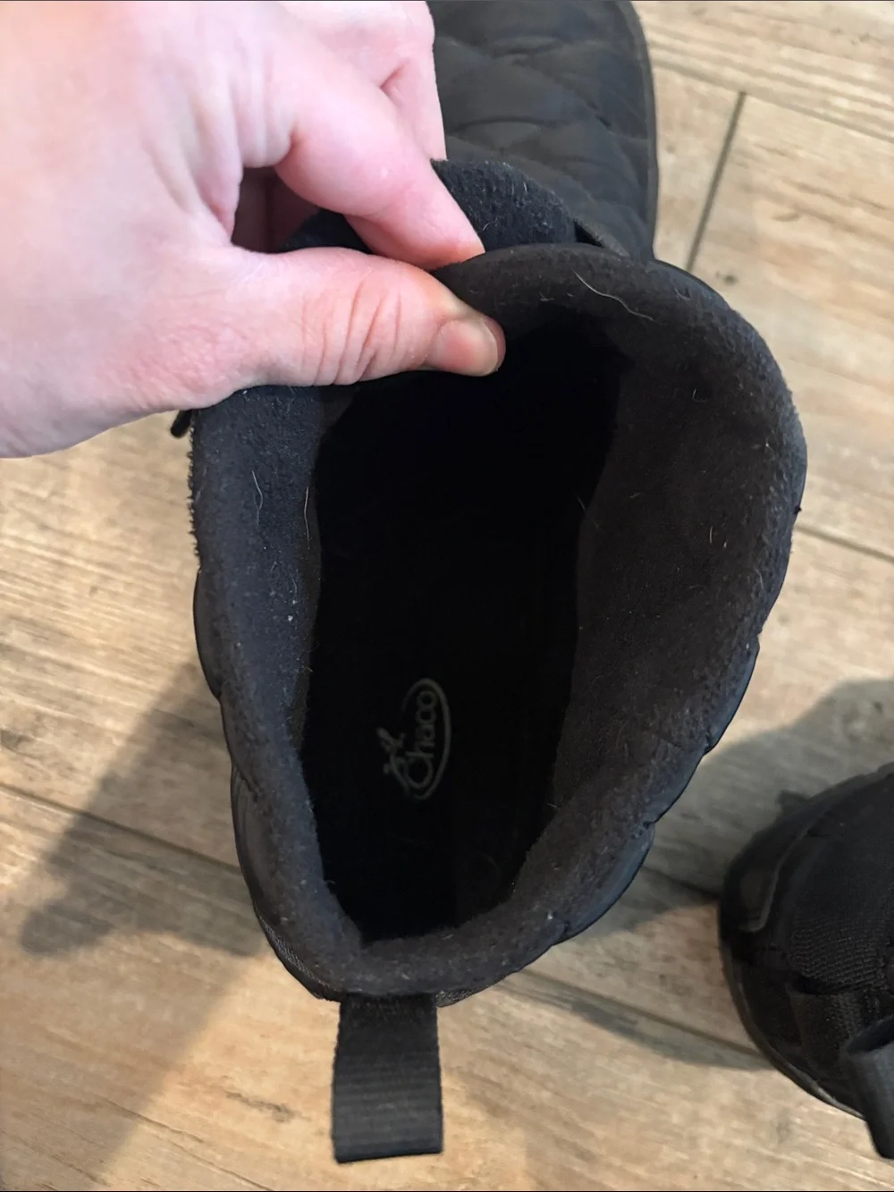 Chaco quilted slip